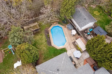 5119 Cherryhill Crescent Burlington ON L7L 4B8