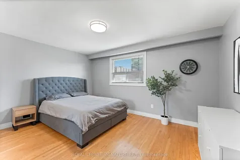 5 Westwynd Court Toronto ON M9R 2M1