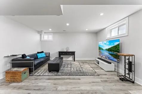 5 Westwynd Court Toronto ON M9R 2M1