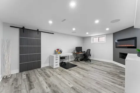 5 Westwynd Court Toronto ON M9R 2M1