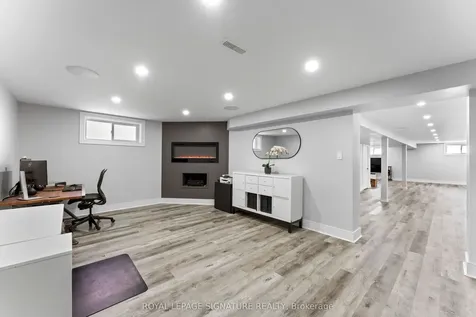 5 Westwynd Court Toronto ON M9R 2M1