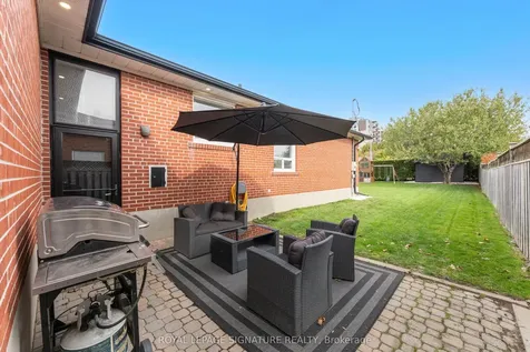 5 Westwynd Court Toronto ON M9R 2M1
