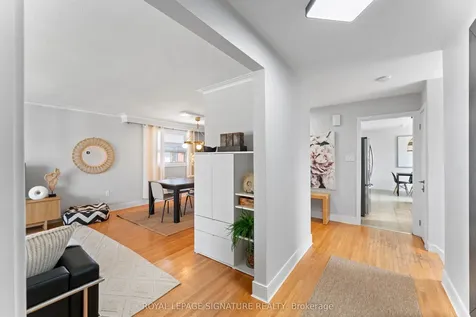 5 Westwynd Court Toronto ON M9R 2M1