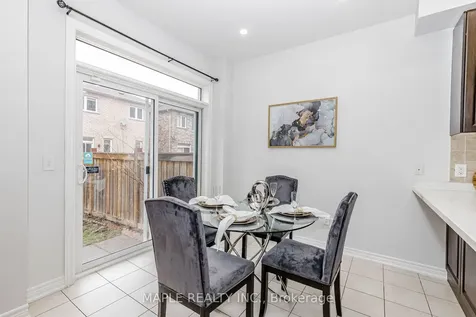 10 Eastlake Road Brampton ON L7A 3S2