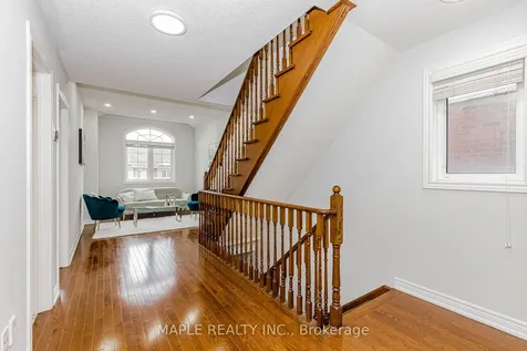 10 Eastlake Road Brampton ON L7A 3S2