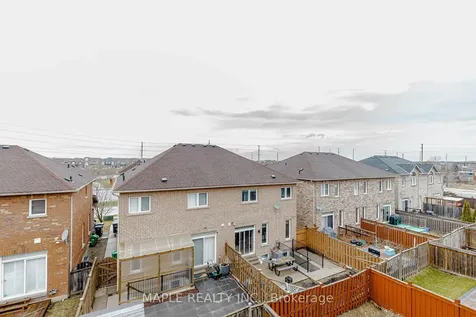 10 Eastlake Road Brampton ON L7A 3S2