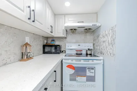 10 Eastlake Road Brampton ON L7A 3S2