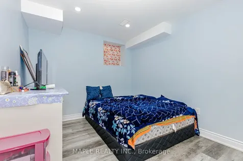 10 Eastlake Road Brampton ON L7A 3S2