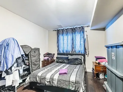 18 Ashford Court Brampton ON L6V 2Z1