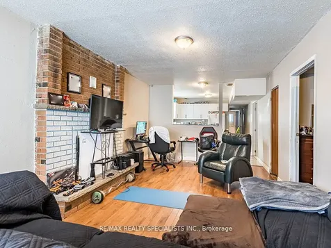 18 Ashford Court Brampton ON L6V 2Z1