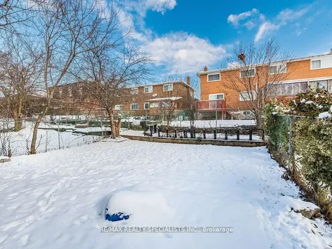 18 Ashford Court Brampton ON L6V 2Z1