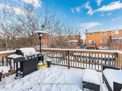 18 Ashford Court Brampton ON L6V 2Z1