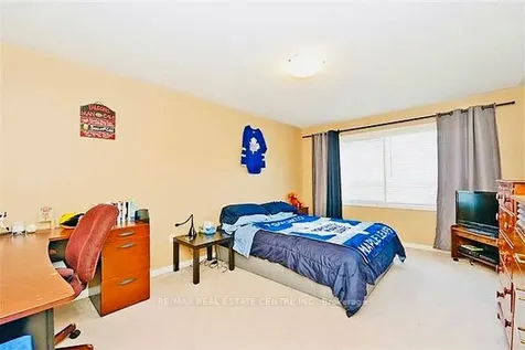 5673 Flora Drive Burlington ON L7L 6X4