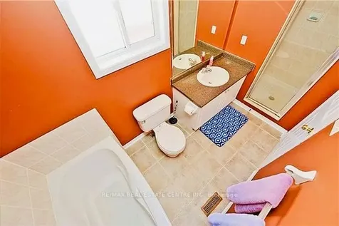 5673 Flora Drive Burlington ON L7L 6X4