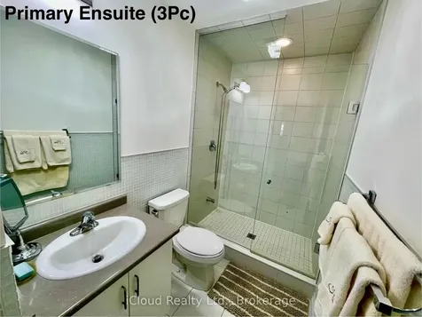 1222 Rose Way Milton ON L9E 1P1
