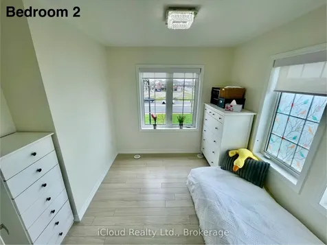 1222 Rose Way Milton ON L9E 1P1