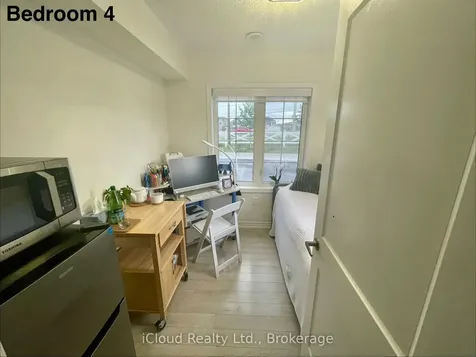 1222 Rose Way Milton ON L9E 1P1