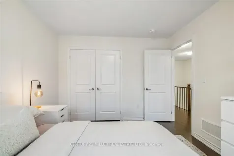 333 Thimbleweed Court Milton ON L9T 2X5