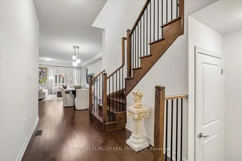 333 Thimbleweed Court Milton ON L9T 2X5