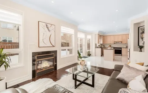 4829 St. Martin Mews Mississauga ON L5M 7J9