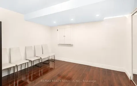 4829 St. Martin Mews Mississauga ON L5M 7J9