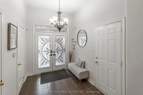 2019 Trawden Way Oakville ON L6M 0M3