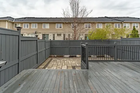 2019 Trawden Way Oakville ON L6M 0M3