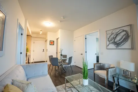 2450 Old Bronte Road W Oakville ON L6M 5P6