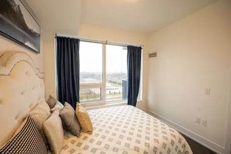 2450 Old Bronte Road W Oakville ON L6M 5P6