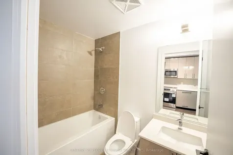 2450 Old Bronte Road W Oakville ON L6M 5P6