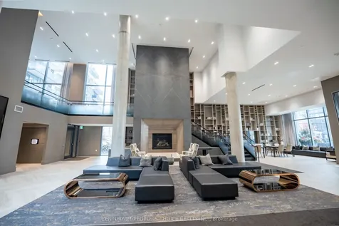 2450 Old Bronte Road W Oakville ON L6M 5P6