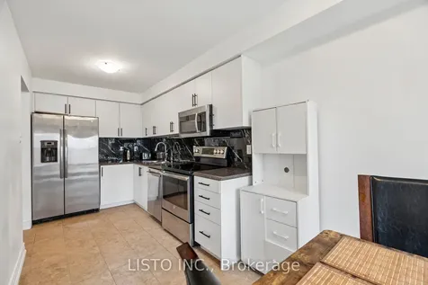 5255 Guildwood Way Mississauga ON L5R 4A9