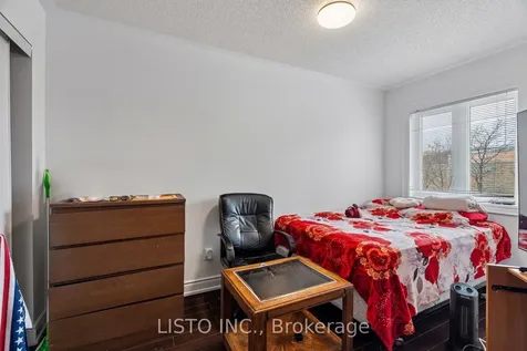 5255 Guildwood Way Mississauga ON L5R 4A9