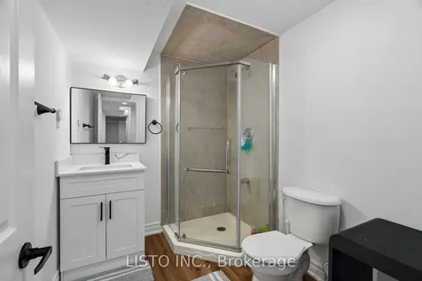 5255 Guildwood Way Mississauga ON L5R 4A9