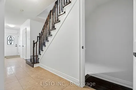 5255 Guildwood Way Mississauga ON L5R 4A9