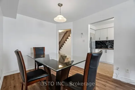 5255 Guildwood Way Mississauga ON L5R 4A9