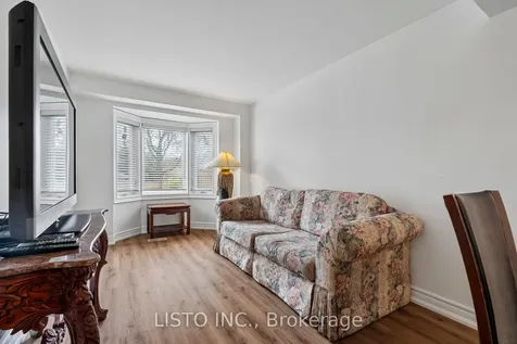 5255 Guildwood Way Mississauga ON L5R 4A9