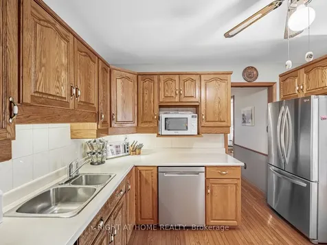 6540 Falconer Drive Mississauga ON L5N 1M1