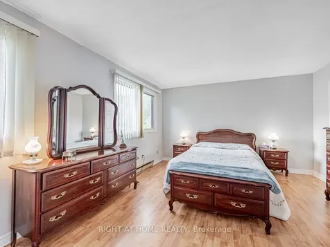 6540 Falconer Drive Mississauga ON L5N 1M1