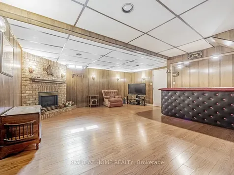 6540 Falconer Drive Mississauga ON L5N 1M1