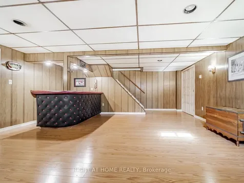 6540 Falconer Drive Mississauga ON L5N 1M1