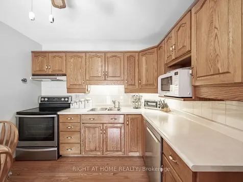 6540 Falconer Drive Mississauga ON L5N 1M1