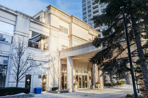 35 Kingsbridge Garden Circle Mississauga ON L5R 3Z5