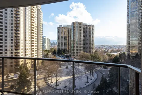 35 Kingsbridge Garden Circle Mississauga ON L5R 3Z5