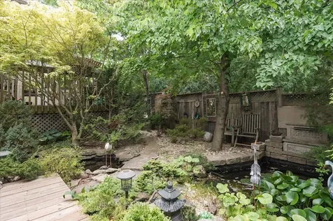 5224 Thornburn Drive Burlington ON L7L 6R4