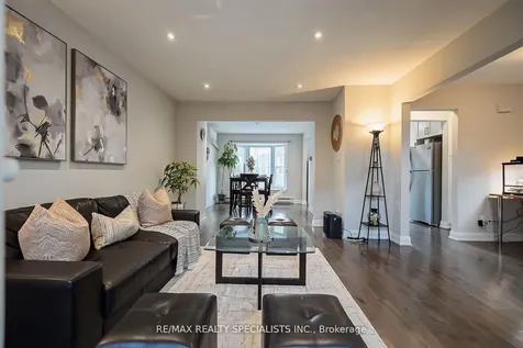 6780 Formentera Avenue Mississauga ON L5N 2L1