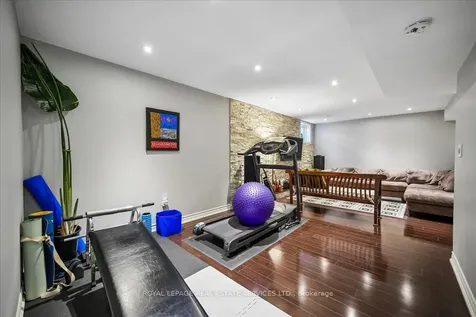 693 Savoline Boulevard Milton ON L9T 0N2