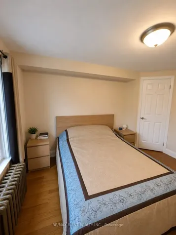 112 Silverthorn Avenue Toronto ON M6N 3J9