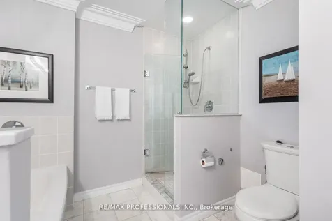 1135 Royal York Road Toronto ON M9A 0C3