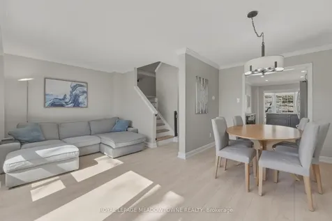 2272 Mowat Avenue Oakville ON L6H 5L8